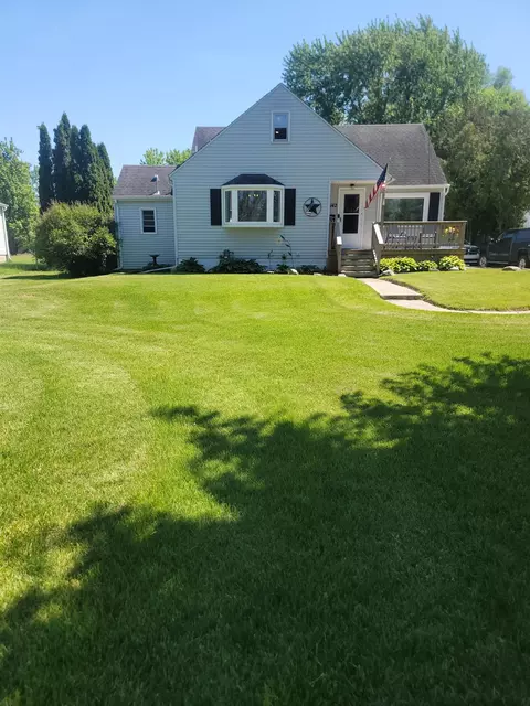 2142 Cass, Bay City, MI 48708