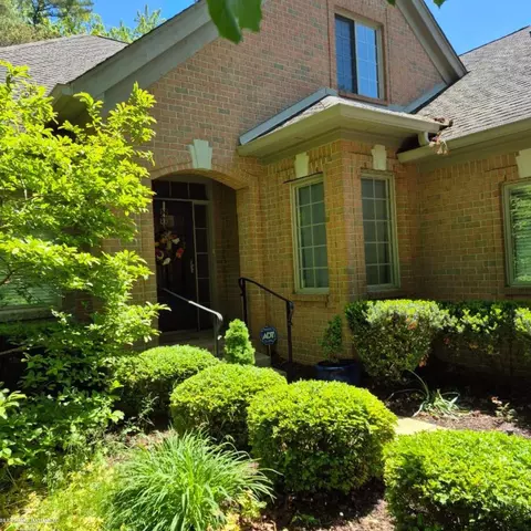 50804 Redwood, New Baltimore, MI 48047