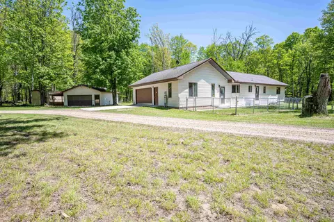 Exterior - 240 Hilts, Gladwin, MI 48624 photo 4 of 18