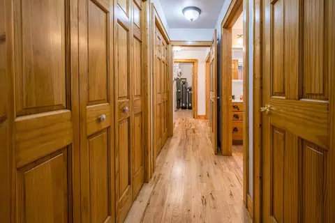 Entry Way - 240 Hilts, Gladwin, MI 48624 photo 8 of 9