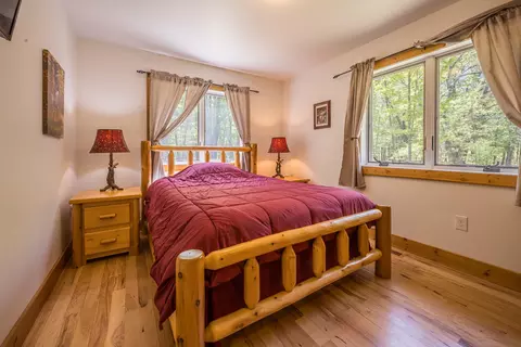 Bedroom - 240 Hilts, Gladwin, MI 48624 photo 4 of 5