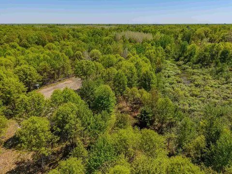 View/Area - 240 Hilts, Gladwin, MI 48624 photo 5 of 8