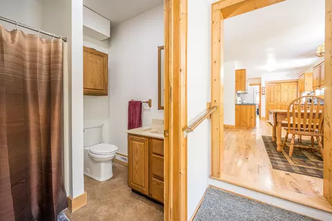 Entry Way - 240 Hilts, Gladwin, MI 48624 photo 1 of 9