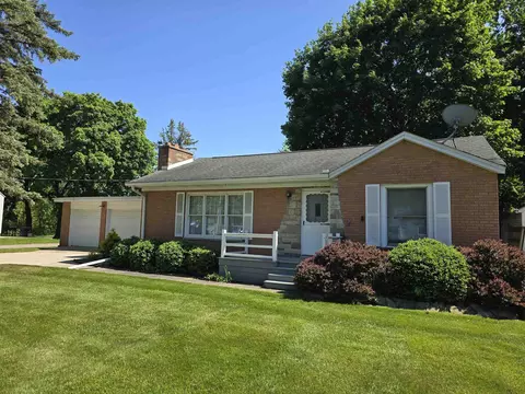 2584 Midland, Bay City, MI 48706
