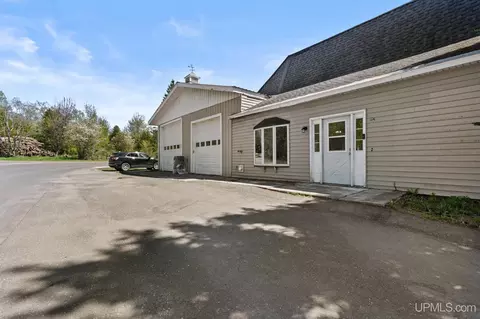 301 Third, Copper City, MI 49917