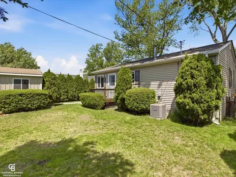 Exterior - 467 Dixie, Algonac, MI 48001 photo 3 of 5