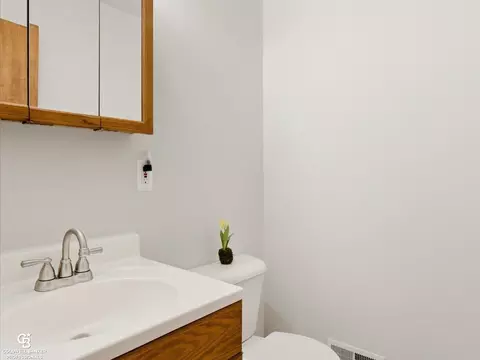 Bath - 467 Dixie, Algonac, MI 48001 photo 1 of 2