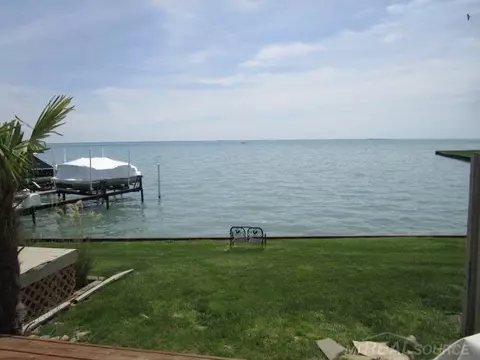 50666 Jefferson #D-6, New Baltimore, MI 48047