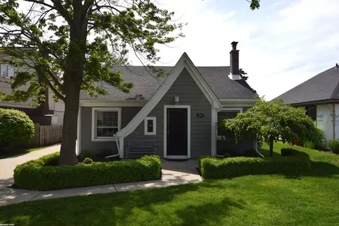 37915 Lakeshore, Harrison Township, MI 48045