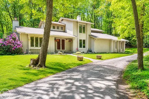 9065 Autumnglo, Clarkston, MI 48348