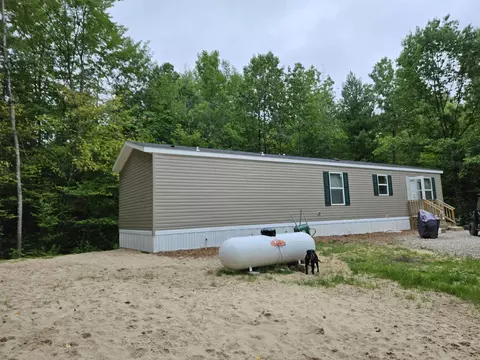 4985 Wilson, Harrison, MI 48625