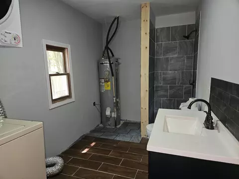 Bath - 632 Pine, Harrison, MI 48625 photo 3 of 3