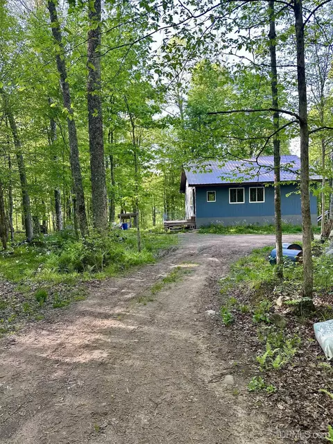 549 Sheltrow, Crystal Falls, MI 49920
