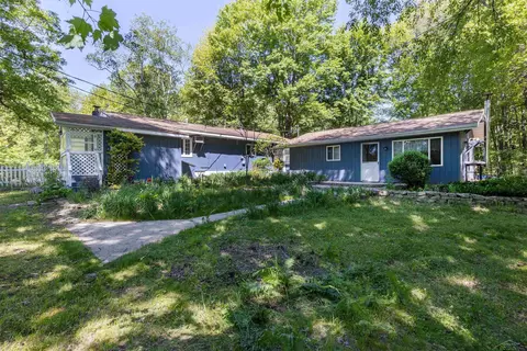 1274 W Gordonville, Midland, MI 48640