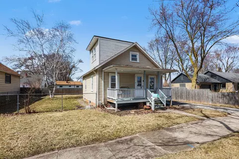 1804 S Kiesel, Bay City, MI 48706