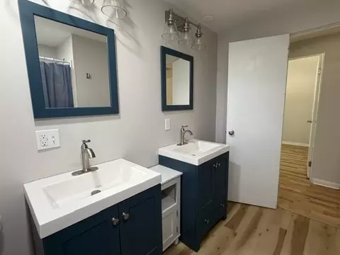 Bath - 3140 Lee St, Harrison, MI 48625 photo 2 of 2