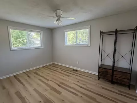 Bedroom - 3140 Lee St, Harrison, MI 48625 photo 2 of 3
