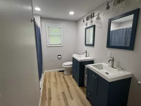 Bath - 3140 Lee St, Harrison, MI 48625 photo 1 of 2