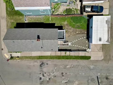 View/Area - 200 N Third, Ishpeming, MI 49849 photo 1 of 2