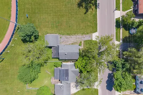 View/Area - 922 Addison, Adrian, MI 49221 photo 1 of 7