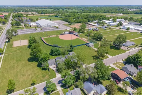 View/Area - 922 Addison, Adrian, MI 49221 photo 6 of 7