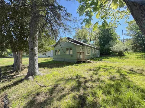 508 Oak, Kingsford, MI 49802