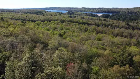 Off Hoist, Negaunee, MI 49866
