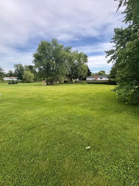 0 Skylark, Jackson, MI 49201 photo 2