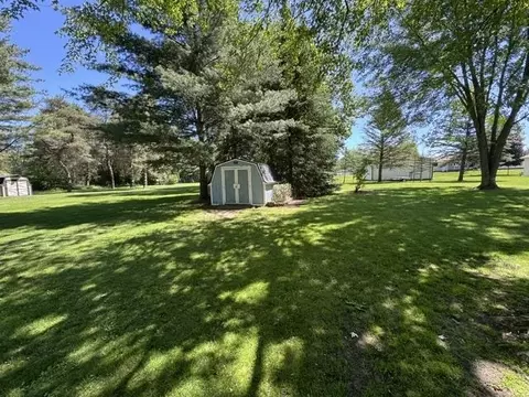 Exterior - 2052 N Vassar, Davison, MI 48423 photo 7 of 7