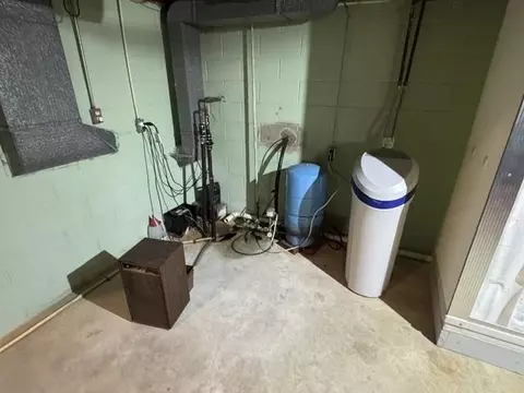 Other - 2052 N Vassar, Davison, MI 48423 photo 6 of 10