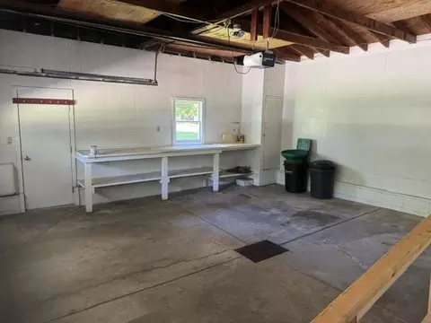 Other - 2052 N Vassar, Davison, MI 48423 photo 9 of 10