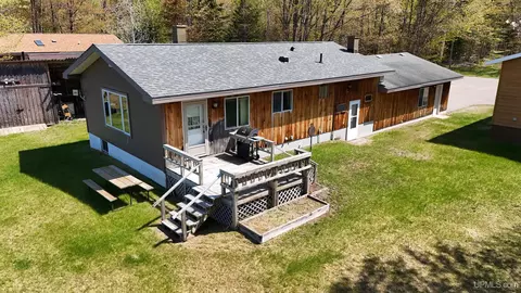 4467 N Lighthouse, Big Bay, MI 49808