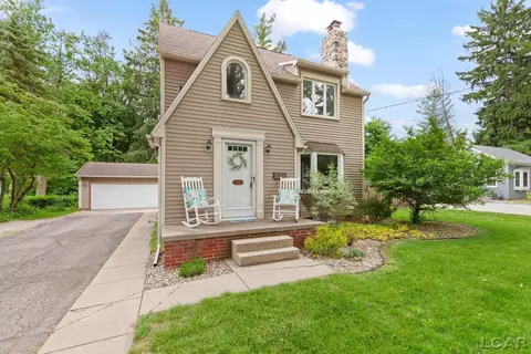 925 Lincoln, Adrian, MI 49221