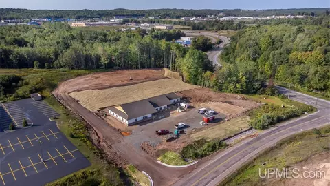 tbd Commerce, Marquette, MI 49855
