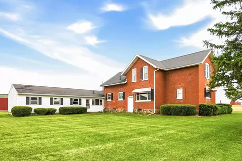 Exterior - 12563 Townline, Frankenmuth, MI 48734 photo 1 of 8