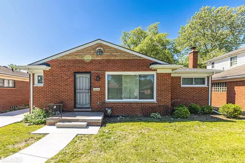 16504 Collinson, Eastpointe, MI 48021