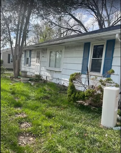 1496 Maria, Flint, MI 48507