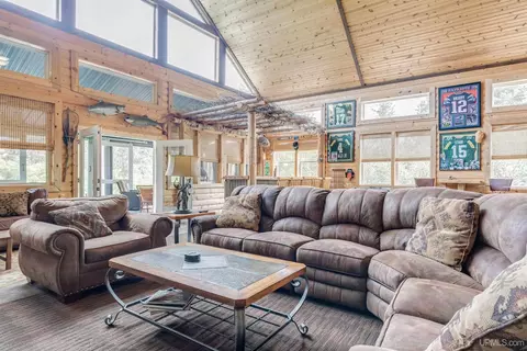 Living - 6865 Co Rd Prb, Ishpeming, MI 49849 photo 11 of 13