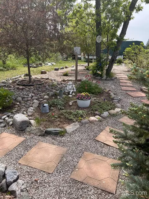 Exterior - 6865 Co Rd Prb, Ishpeming, MI 49849 photo 17 of 25