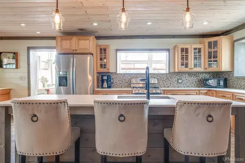 Kitchen - 6865 Co Rd Prb, Ishpeming, MI 49849 photo 6 of 8