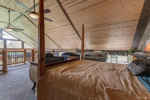 Bedroom - 6865 Co Rd Prb, Ishpeming, MI 49849 photo 11 of 11