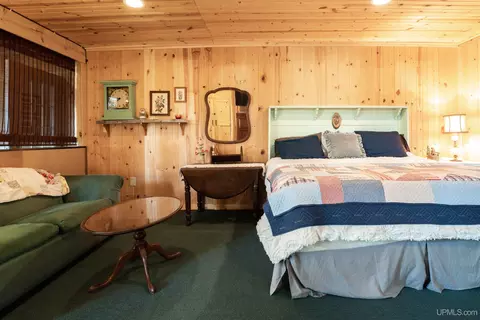Bedroom - 6865 Co Rd Prb, Ishpeming, MI 49849 photo 7 of 11