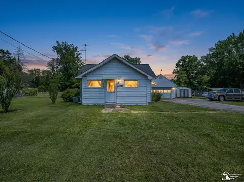 Exterior - 1736 Meadow, Monroe, MI 48162 photo 2 of 9