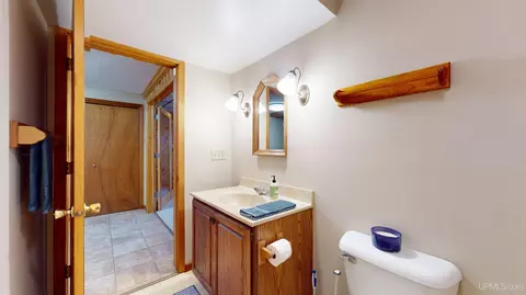 Bath - 205 N Rose, Ishpeming, MI 49849 photo 5 of 5