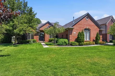 6241 Parliament, Washington, MI 48095