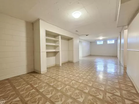 Living - 264 Phillips, Clawson, MI 48017 photo 4 of 4