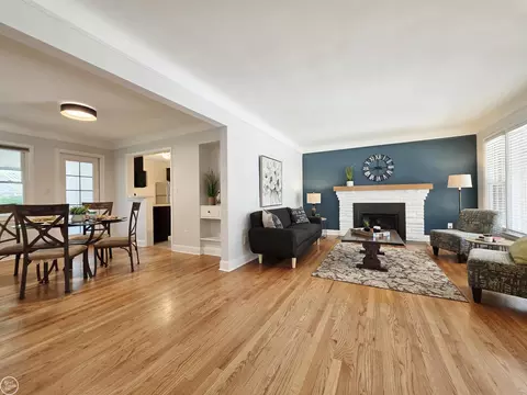 Living - 264 Phillips, Clawson, MI 48017 photo 1 of 4