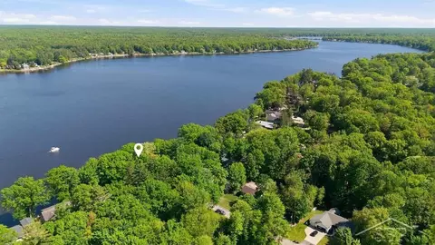 3340 N Lakeside, Sanford, MI 48657