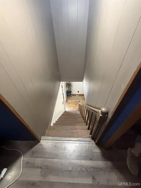 Entry Way - 6980 E Ln, Bark River, MI 49807 photo 2 of 8
