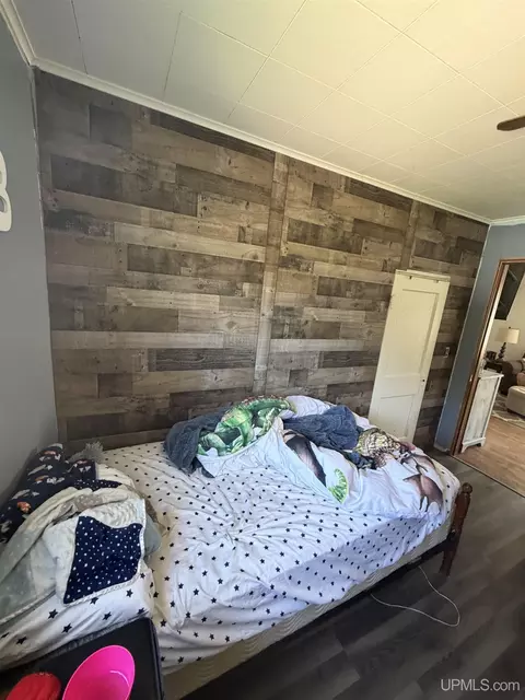 Bedroom - 6980 E Ln, Bark River, MI 49807 photo 1 of 7